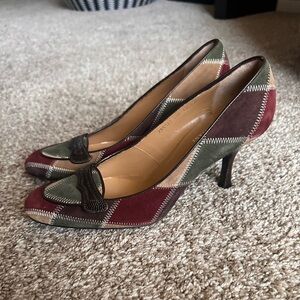 Valentino Garavani Patchwork Suede Pumps in Burgundy, Olive & Brown 38.5 (8.5)